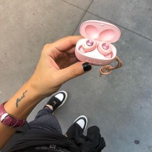 Sudio Headphones Tolv Pink [brand new]